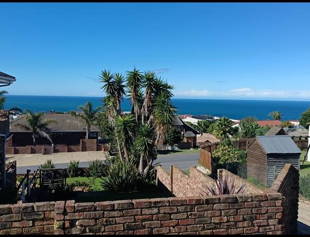 3 BEDROOM HOUSE FOR SALE IN DANA BAY